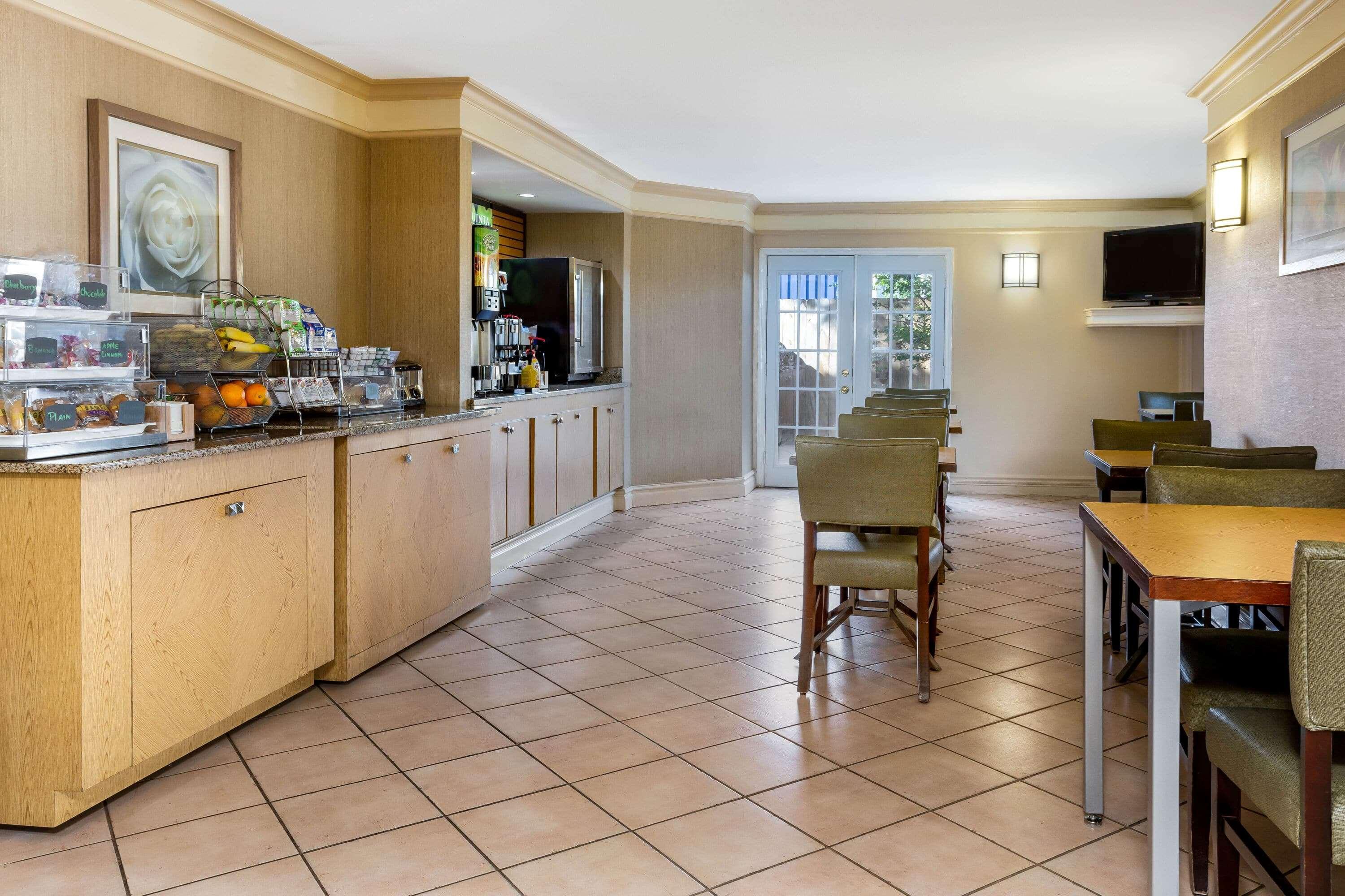 La Quinta Inn Tampa Airport Stadium Westshore Exteriör bild