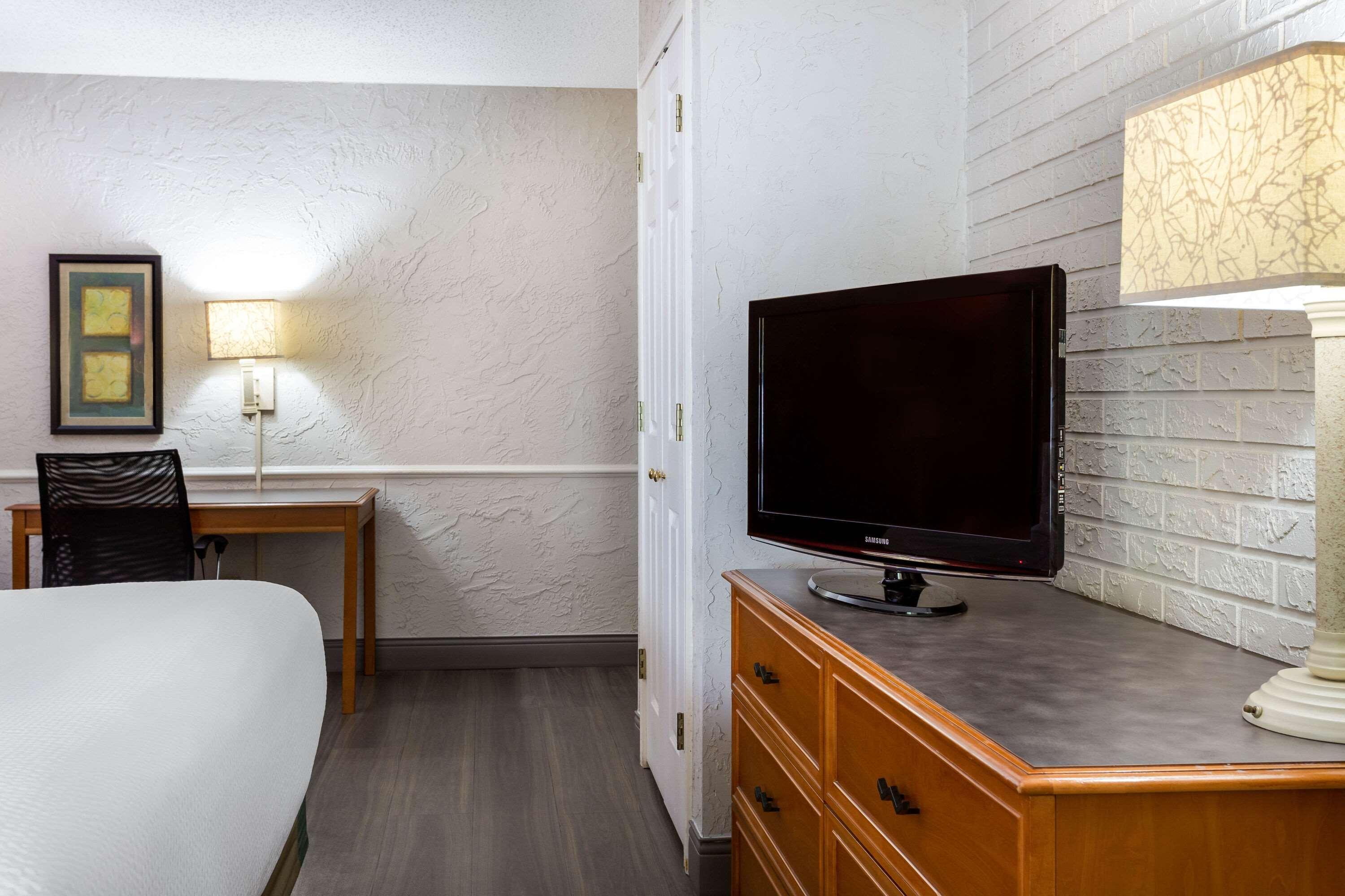 La Quinta Inn Tampa Airport Stadium Westshore Exteriör bild