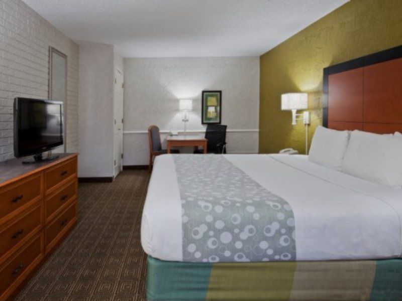 La Quinta Inn Tampa Airport Stadium Westshore Exteriör bild